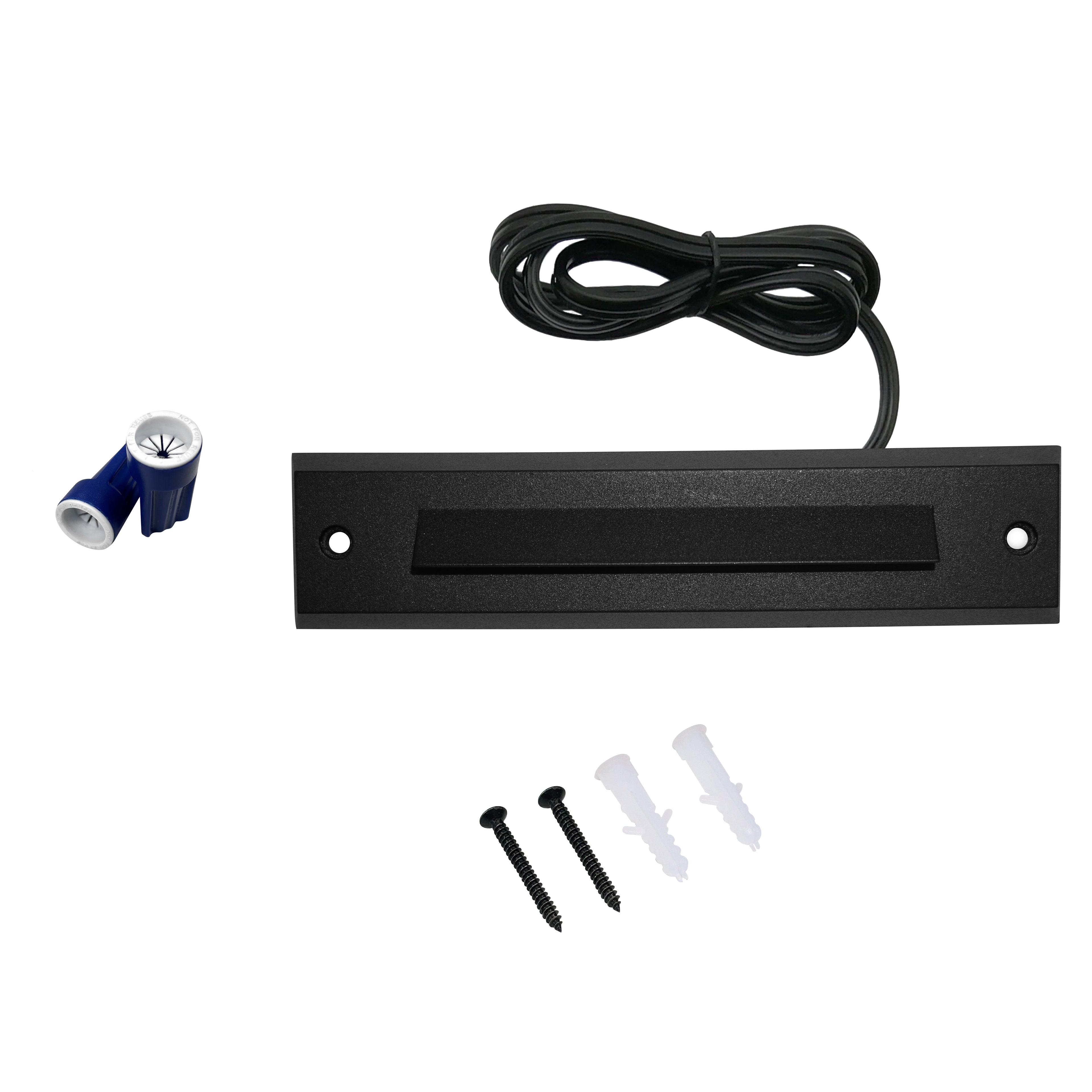 Low Voltage Linear Step Light, 9-15V AC/DC, 2W, 2700K, Black, ‎7.36" x 1.70" x 0.52"